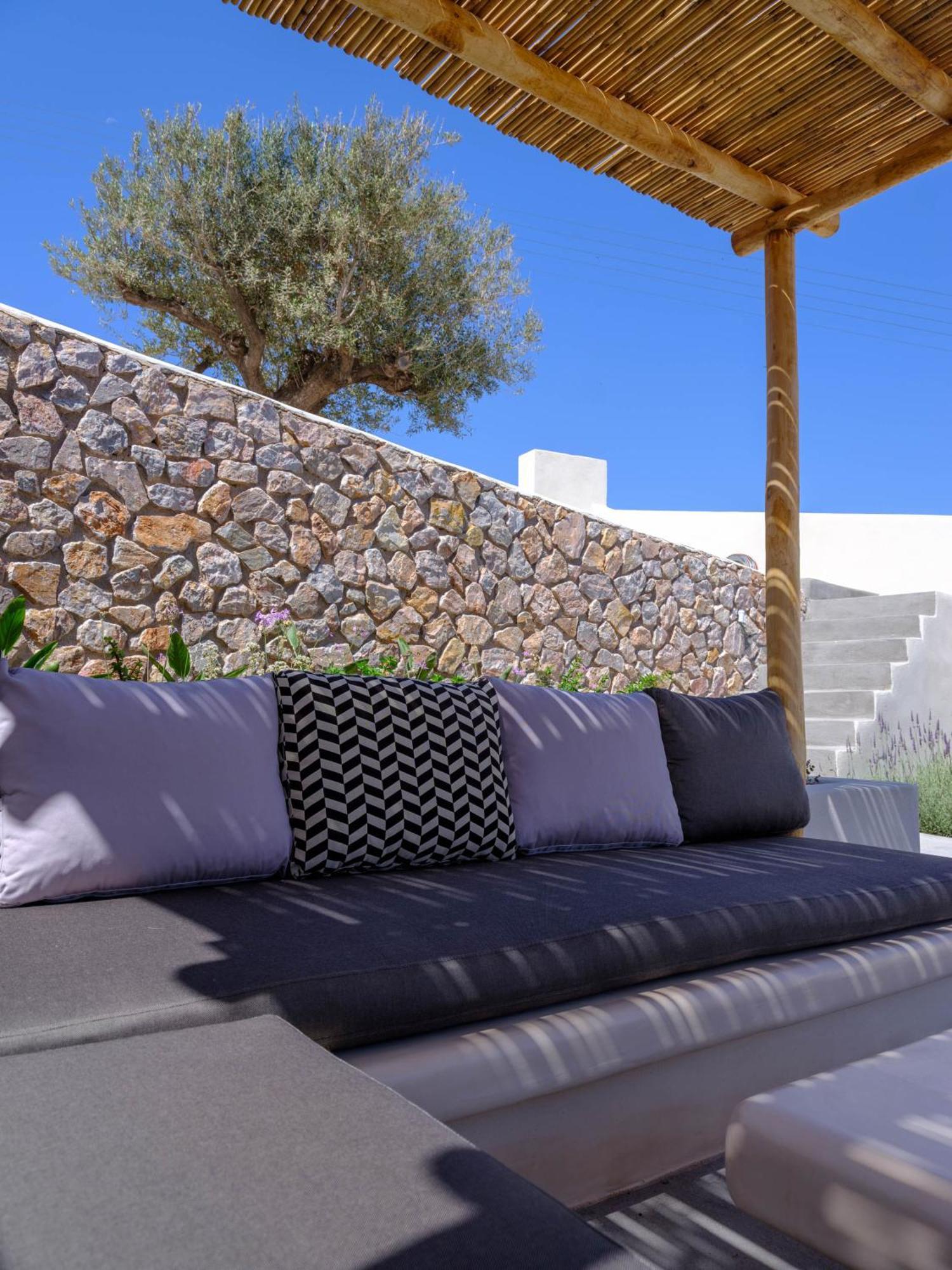 Santorini C Villa Фира Екстериор снимка